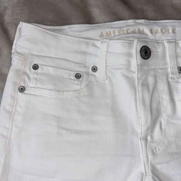 American Eagle Shorts - Picture 2 of 6